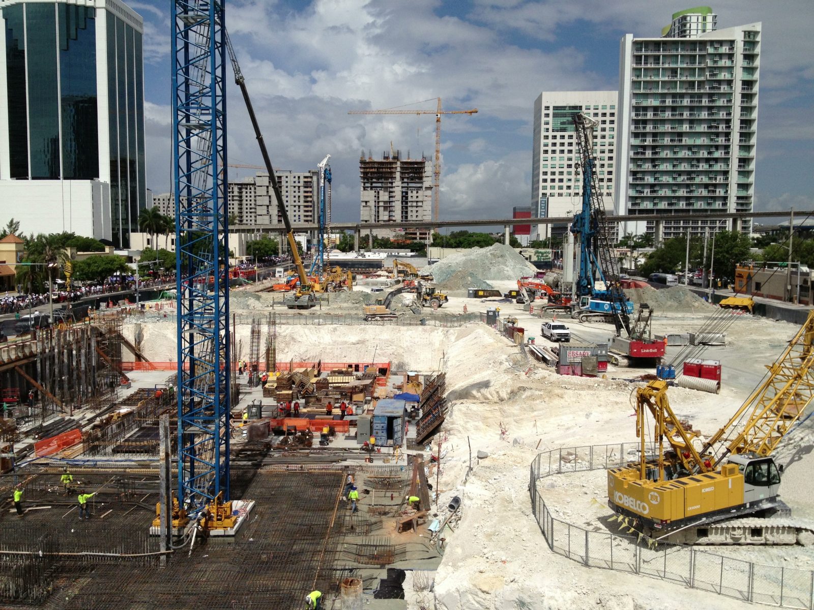 Brickell City Centre construction site with building behind
